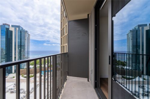 apt-2308-987 Queen St, Honolulu, HI, 96814-5292 | Card Image