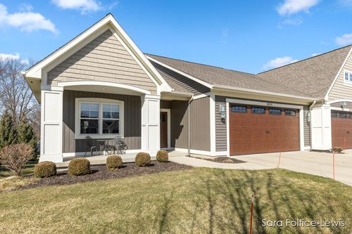 14-6501 Andre'S Crossing Crossing, Grandville, MI, 49418 | Card Image