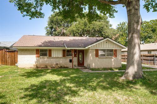 412 Franklin Dr, Euless, TX, 76040-4404 | Card Image