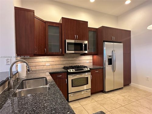 411-3055 Nw 126th Ave, Sunrise, FL, 33323-6331 | Card Image