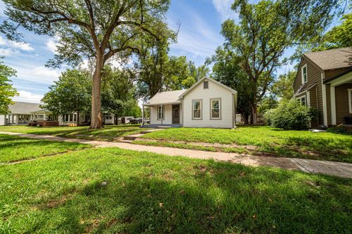 316 E 5th St, Concordia, KS, 66901-2214 | Card Image