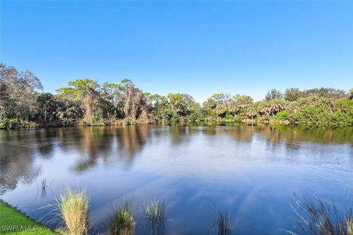 202-27030 Lake Harbor Ct, BONITA SPRINGS, FL, 34134-1654 | Card Image
