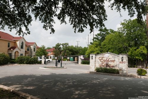 101-6160 Eckhert Rd, San Antonio, TX, 78240-2639 | Card Image