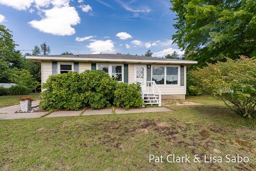15775 Lincoln Street, Grand Haven Charter Township, MI, 49417 | Card Image