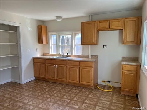 apt-1-91 Toleman Rd, Washingtonville, NY, 10992-1245 | Card Image