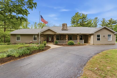 14103 Westwood Trl, Woodstock, IL, 60098-8857 | Card Image