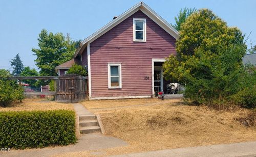 338 Fairmount St, Medford, OR, 97501-2422 | Card Image