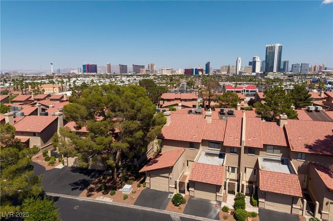 Drone / aerial view of skyline | Image 30