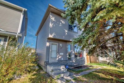 136 Martindale Blvd Ne, House detached with 3 bedrooms, 1 bathrooms and 2 parking in Calgary AB | Image 1