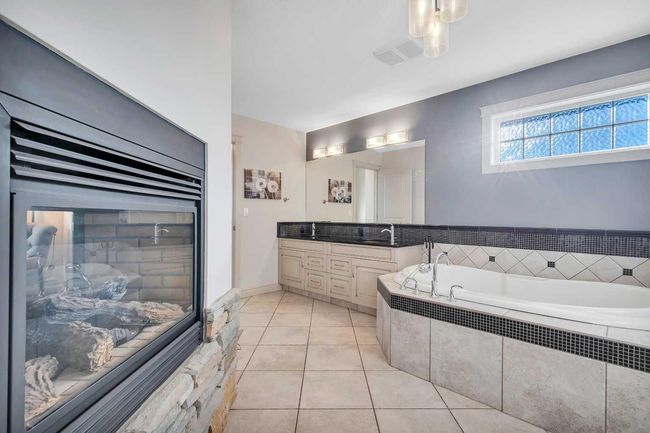 18 Laurel Rd, House detached with 4 bedrooms, 3 bathrooms and 6 parking in Sylvan Lake AB | Image 12