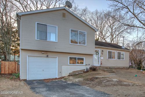 27 Mast Drive, Barnegat, NJ, 08005 | Card Image