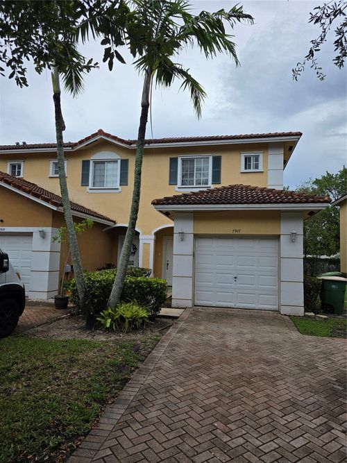 7917 Tuscany Dr, Tamarac, FL, 33321-4455 | Card Image