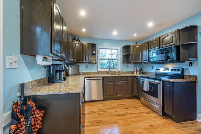 5905 N Eustace Ave, House other with 3 bedrooms, 2 bathrooms and null parking in TAMPA FL | Image 15