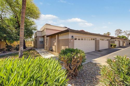 unit-10-3221 N 37th Street, Phoenix, AZ, 85018 | Card Image