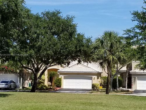 1527 Palermo Dr, Weston, FL, 33327-1907 | Card Image