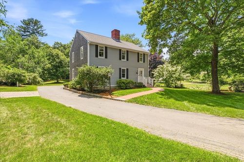 411 High St, Pembroke, MA, 02359 | Card Image