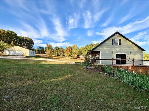 102 Wesbecher St, Marble Hill, MO, 63764-8379 | Card Image