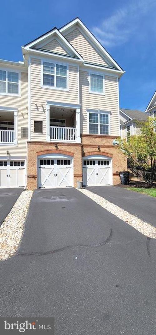 114-43840 Hickory Corner Ter, ASHBURN, VA, 20147-4162 | Card Image
