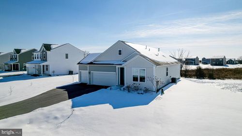 2098 Mandarin Dr, CHAMBERSBURG, PA, 17202-7686 | Card Image