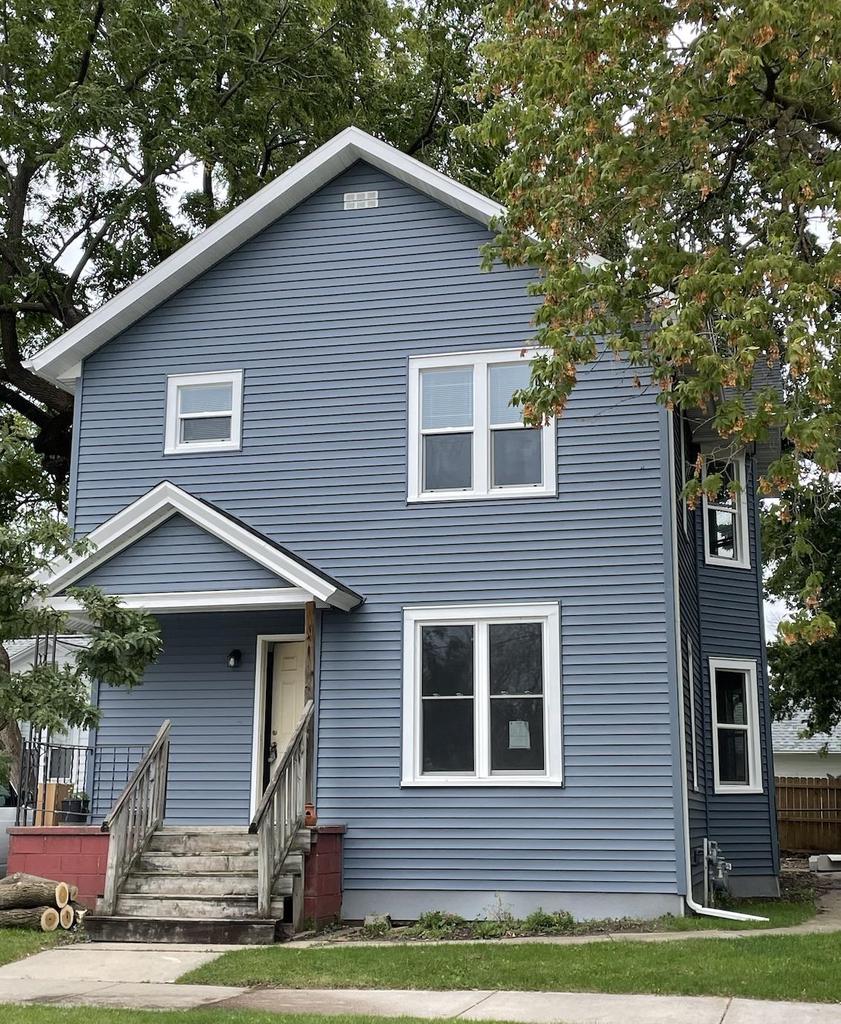 Bay St, Oshkosh, WI 54901