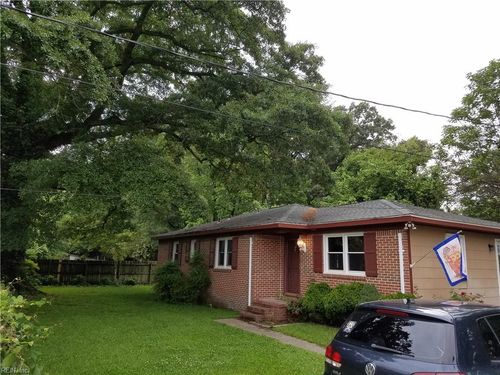 832 Lesner Avenue, Norfolk, VA, 23513 | Card Image