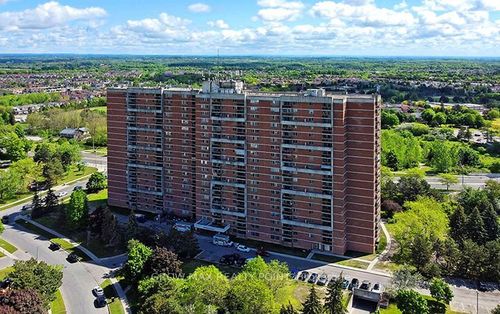 1909-100 Wingarden Crt, Scarborough, ON, M1B2P4 | Card Image