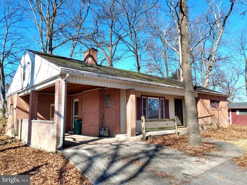 135 Oak Forest Dr, Saint Thomas, PA, 17252-9605 | Card Image