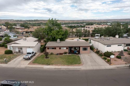 2803 E Edgecliff Drive, Farmington, NM, 87402 | Card Image