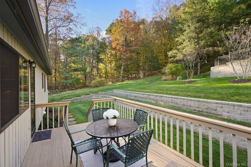 170 Arbor Crst, Somers, NY, 10589-1809 | Card Image