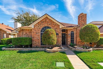 View of front of home featuring a front yard | Image 2