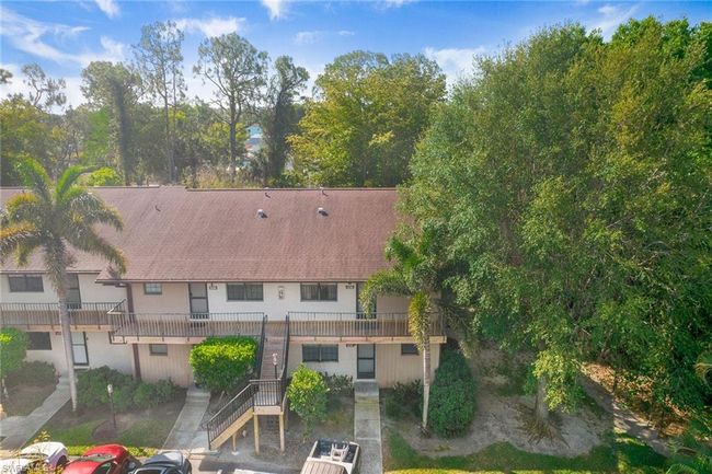 L201 - 5238 Treetops Dr, Condo with 2 bedrooms, 2 bathrooms and null parking in NAPLES FL | Image 29