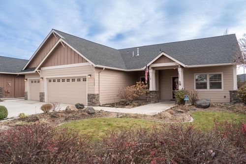 1752 Nw Upas Ave, Redmond, OR, 97756-1873 | Card Image