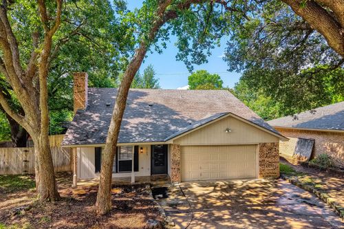 2703 Partridge Ave, Arlington, TX, 76017-1617 | Card Image