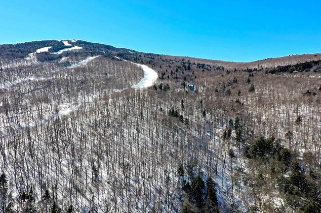 1300 Mountain Rd, House other with 4 bedrooms, 5 bathrooms and null parking in Ludlow VT | Image 27