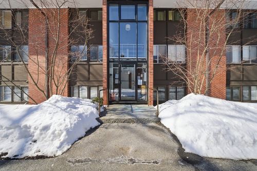 5-109-1 Longwood Dr, Andover, MA, 01810 | Card Image