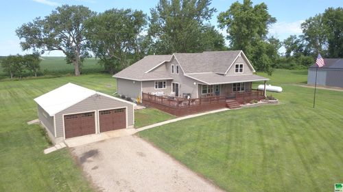 4727 90th Ave, Linn Grove, IA, 51033-7527 | Card Image