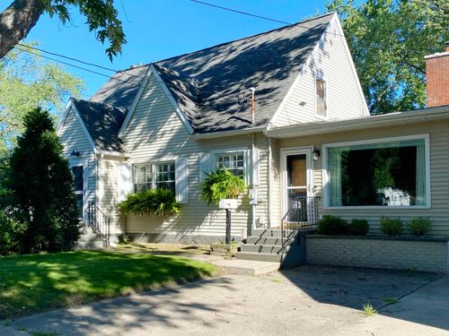 1011 E High St, Mount Pleasant, MI, 48858-2866 | Card Image