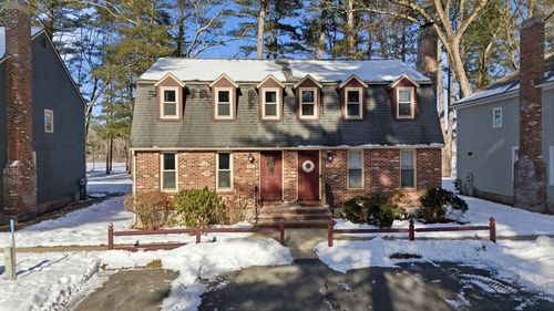 221-221 Wellman Ave, North Chelmsford, MA, 01863-1362 | Card Image