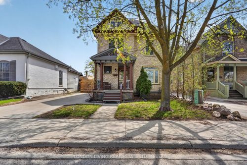 141 Bruce Street, London South, ON, N6C1G9 | Card Image