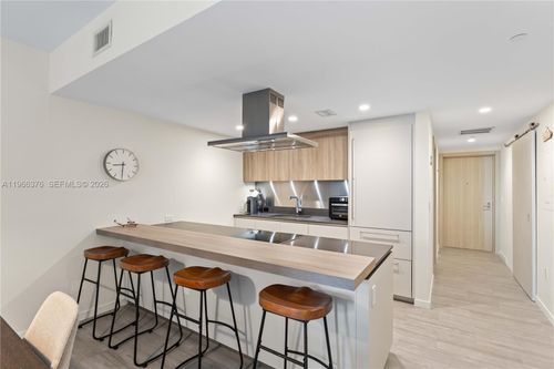 unit-4605-1000 Brickell Plz, Miami, FL, 33131-3876 | Card Image