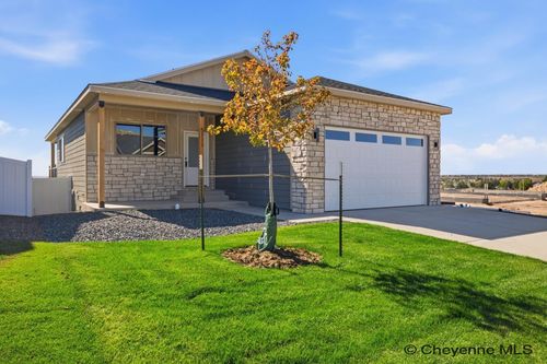 5111 Carla Dr, Cheyenne, WY, 82009-5865 | Card Image