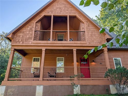 181 N Maple St, Akron, OH, 44304-1061 | Card Image