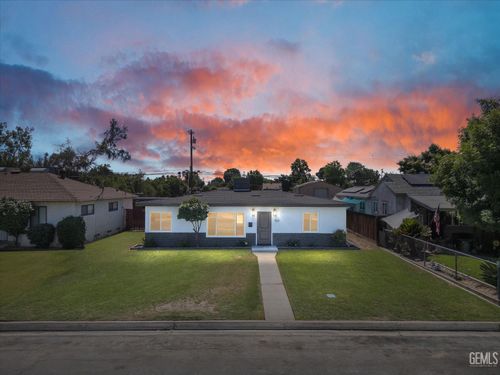 1501 Edna St, Bakersfield, CA, 93304 | Card Image
