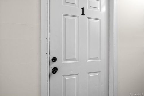 1-402 Jericho Tpke, New Hyde Park, NY, 11040-4510 | Card Image