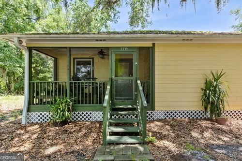 7779 Harrietts Bluff Rd, Woodbine, GA, 31569-4237 | Card Image