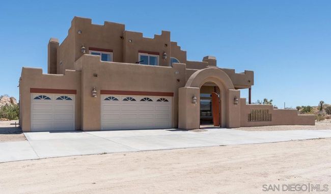 57388 Manzanita Dr, House other with 3 bedrooms, 3 bathrooms and 11 parking in Yucca Valley CA | Image 32