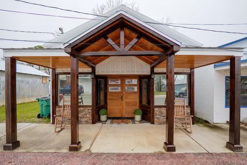 556 Main St, Enigma, GA, 31749-3151 | Card Image