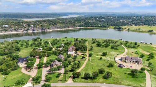 511 Chimney Cove Dr, Marble Falls, TX, 78654-3558 | Card Image