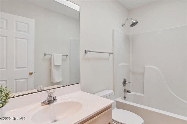 bathroom 2 | Image 49