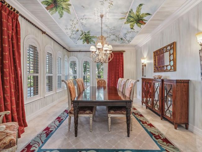 Formal Dining Room | Image 8